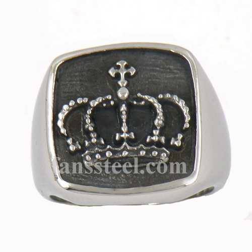 FSR12W09 queen crown ring